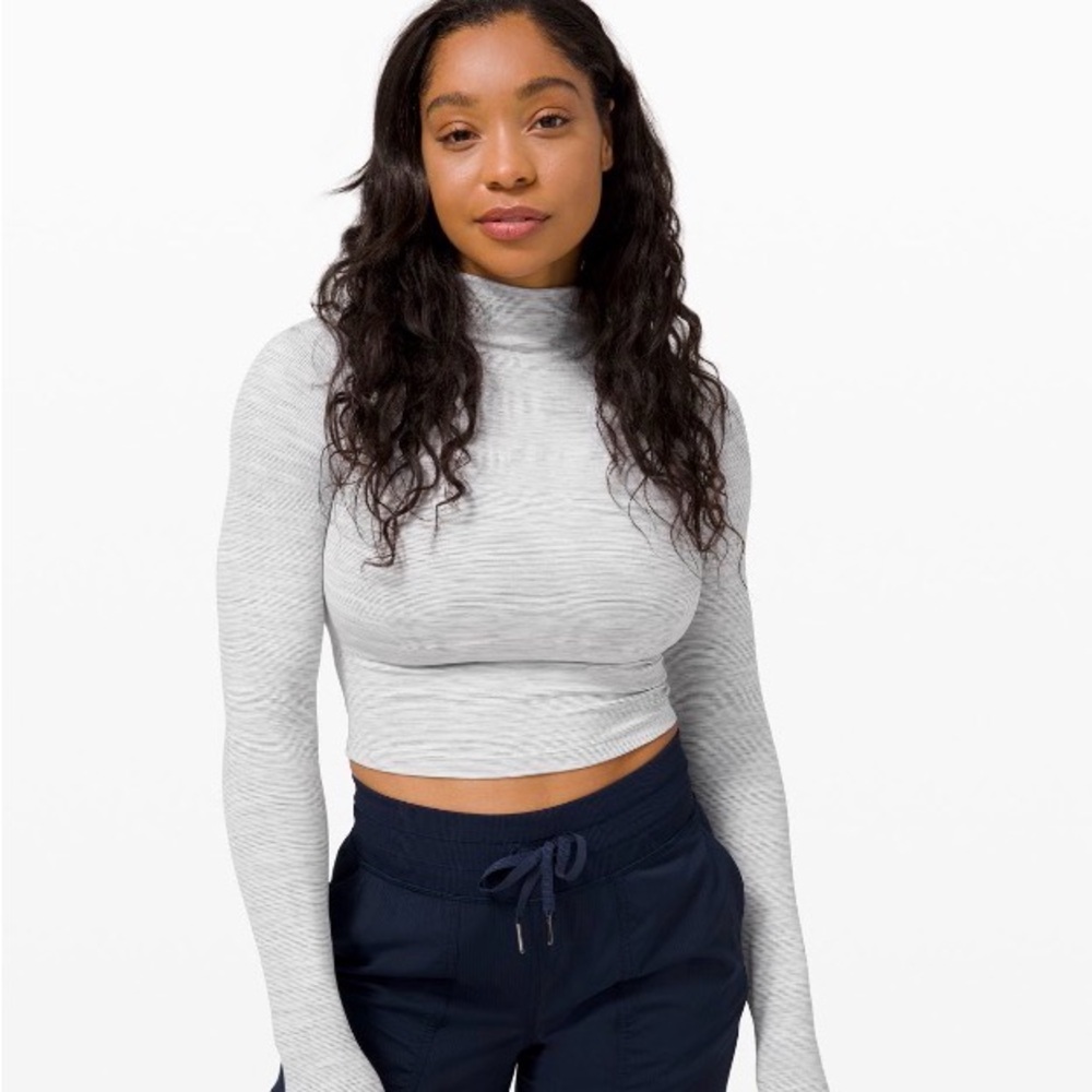 Lululemon Athletica All Aligned Mock Neck Long Sleeve Crop Top, Gray